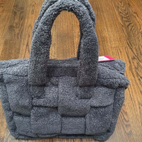 NWT Vince Camuto Fur Gray Bag 14x16 - Picture 7 of 16